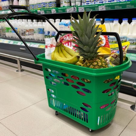 Basket-body on 4 wheels are plastic, 38 liters, with 2 plastic handles, green color-1
