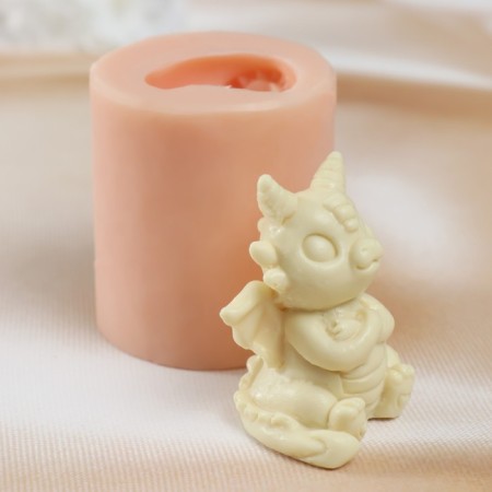 Silicone Mold "Serious Dragon" 4x3x5.2 cm-1