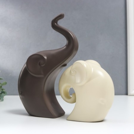 Souvenir ceramics "Two elephants" matte set 2 pcs 12x12 22x13 cm mix-1