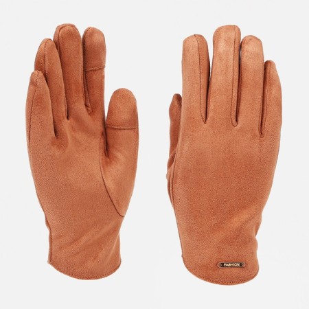 Gloves are male, dimensionless, without insulation, brown color