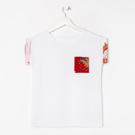 Women's T -shirt with KAFTAN Pocket "Flowers" p. 40-42-5