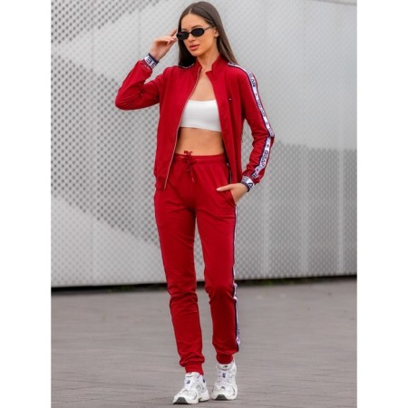 Female ishoi is a suit, size 44, burgundy color