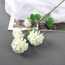 Artificial flowers 
