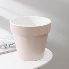 Kashpo for flowers with an insert 