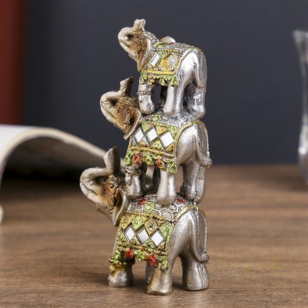 Souvenir Polystone "Pyramid of 3 Elephants in Popons with a fringe" 11.8x6.7x2.8 cm-3