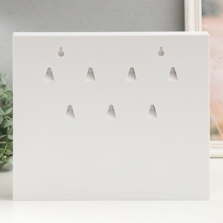 Key closed "sailboat" 26.5x31.5 cm white-4
