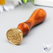 Printing for wax with a wooden handle 