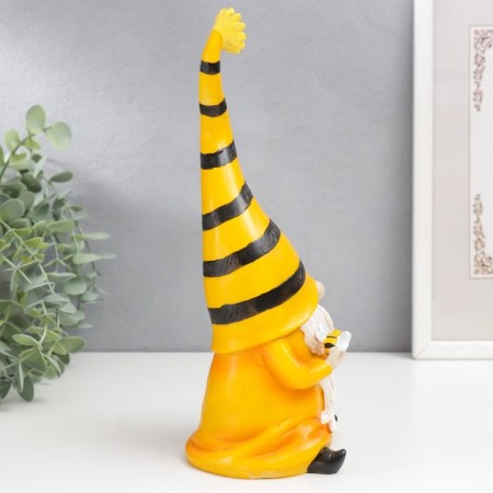 Polystone souvenir "Dwarf with a mushroom in a yellow striped cap" 25x11.5 cm-1
