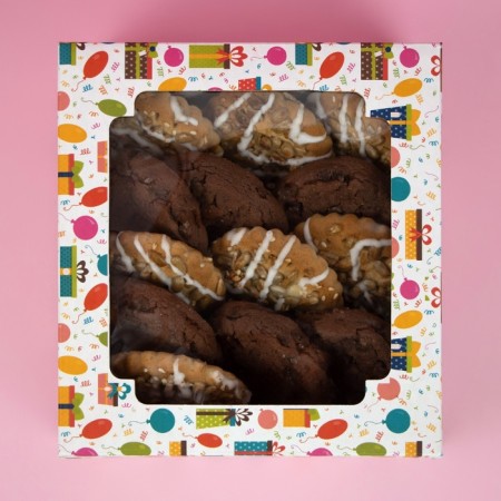 The box is self-assembly, the cover is, with the window, the "bright gift" 14.5 x 14.5 x 6 cm-3