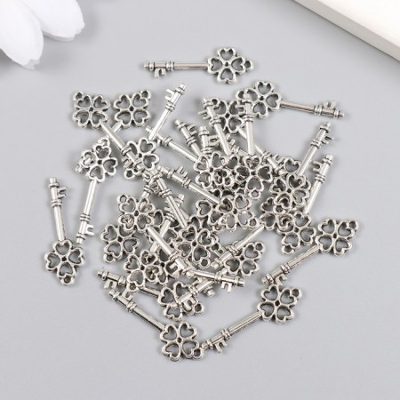 Decor for creativity Metal "Key 4 hearts" silver 0.9x2.5 cm-2