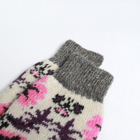 Women's socks, white color, size 25