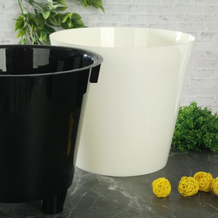 Kashpo for flowers with an insert "Fiji", 5 l, white color-1