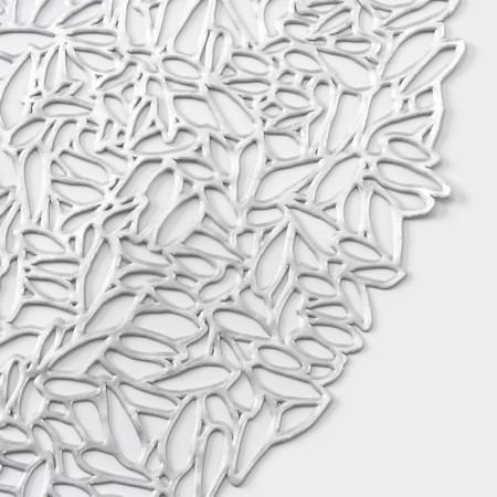 Serving napkin on the table "Manifik", d = 38 cm, silver color-3