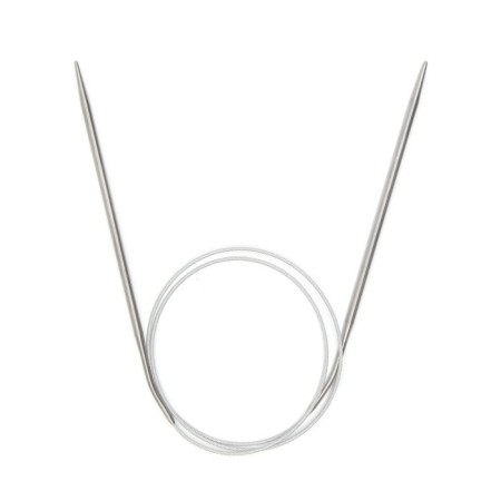 The knitting needles are circular, metal, 80 cm/3.5 mm