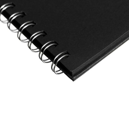 A5 sketchbook, 30 black sheets on the crest, "cat", solid substrate, density 110 gr., Mix-6