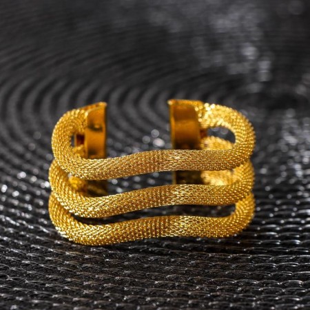 TRIPLE Napkin Ring, 5 × 4.5 × 2.5 cm, gold color