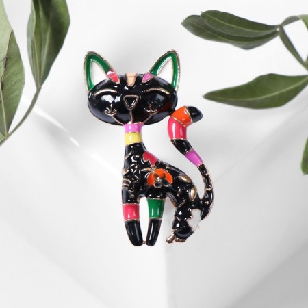 Brooch "Cat" painted, black color in gold-1