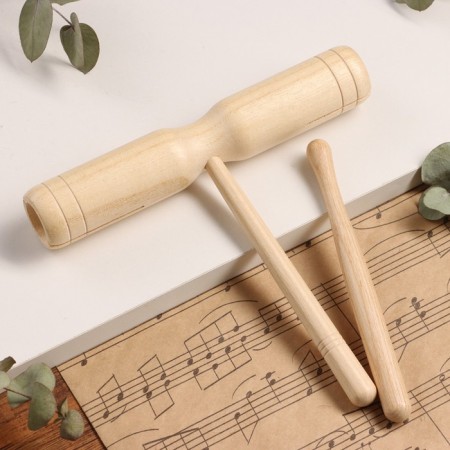 Musical instrument Guiro Music Life is wooden, one -handed