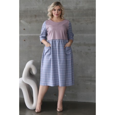 Women's dress, size 52