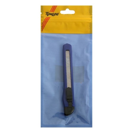 A universal tundra knife, a plastic case, 9 mm-6