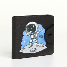 Wallet on the button, the color is black
