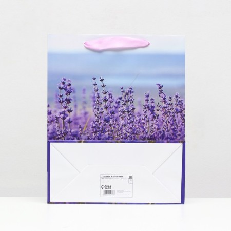 Laminated "Field Flowers" package 26 x 32 x 12 cm-1