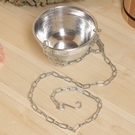 Grass and Himalayan salt bowl suspended with a dispenser d = 12cm, v = 0.4l-2