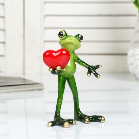 Souvenir Polystone Lak "Frog with a heart in the hand" 14x9x10 cm