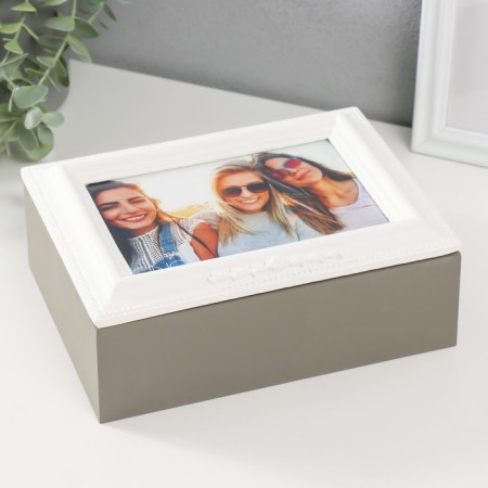 Casket wood with a photo frame 10x15 cm "Classic" 20x15x7.5 cm