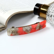 Halfish hair clip 