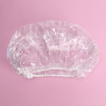 Road set, 4 objects, hat, brush, soap 18 (+/- 2) sheets, cotton pads 10 pieces-4