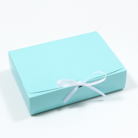 The box is folding, blue, 21 x 15 x 5 cm