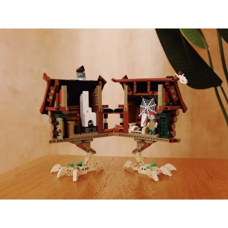 Designer "Baba Yaga Hut, Brick Labs-8