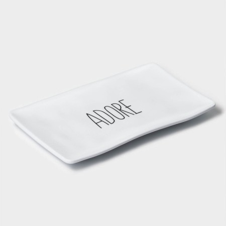 The dish "White East", 25.5 × 15 × 2 cm, white color