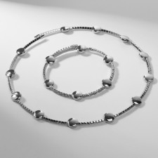 Set 2 objects “necklaces, bracelet” Noel discs, white color in silver