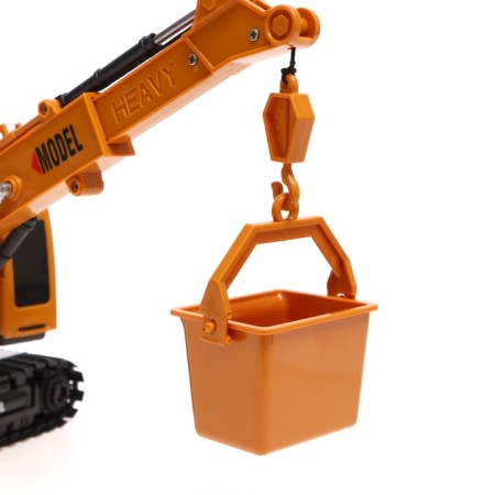 Radio -controlled “Stroytechnics” crane, mobile arrow, works from the battery-4