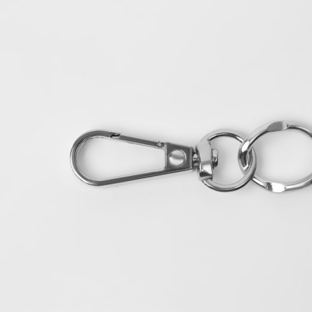 A chain for a bag, with carbines, metal, flat, 19 × 15 mm, 30 cm, silver color-1