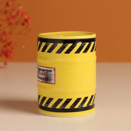 Pigger Ceramics "Zone of High Greed" yellow 6.5x6.5x9 cm-4