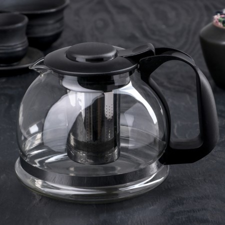 Glass teapot “Illusion”, 1.6 liters, with metal sieve, black color