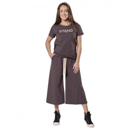 Women's costume Stand 44, brown color
