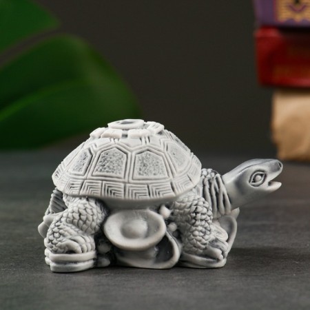 Souvenir "Turtle on Coins" 6cm-4