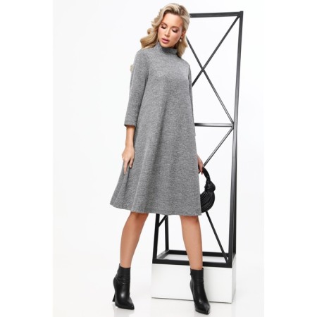 Female dress "especially relevant", size 44-2