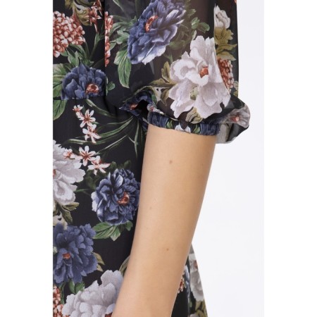 Women's dress, size 56-7