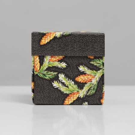 Bonbonniere "bumps", 6.5 x 6.5 x 6.5 cm, New Year-3