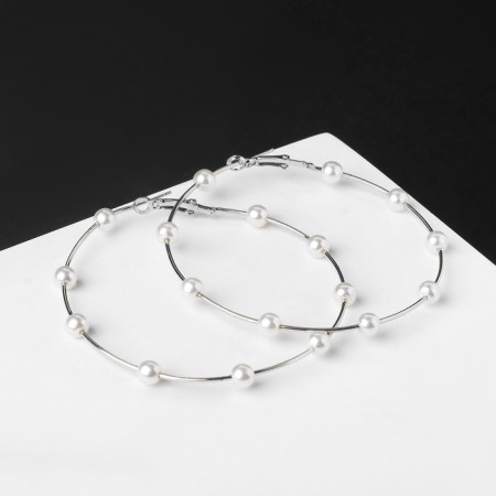 Bus-rings, ball 6, d = 7 cm white color in silver-1