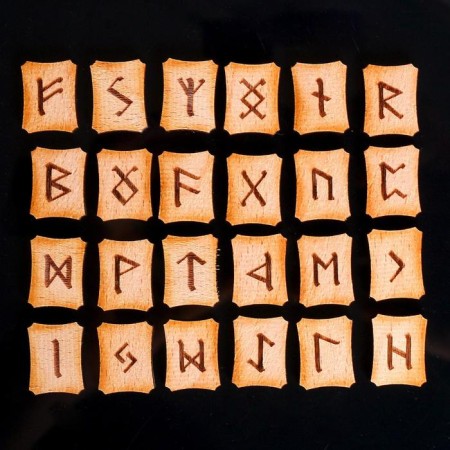 Runes for fortune telling "Scandinavian", 25 pcs, natural oak, bag-1