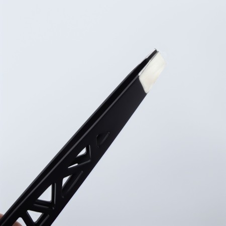 Pinzet "Geometry", beveled, 9.5 cm, black color-1