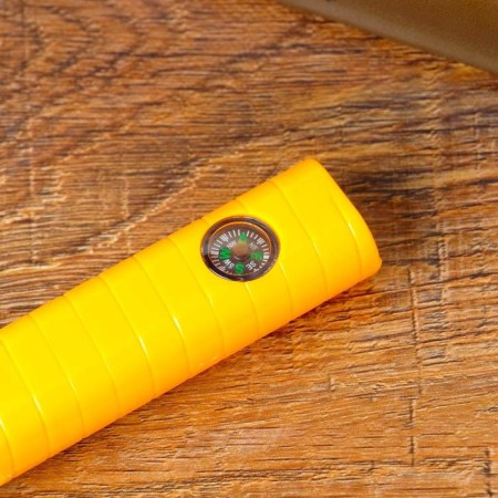 Lupa is classic, drop 5x, d = 7.5 cm, with a compass-1