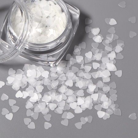Sequins for the decor of the nails "hearts", white