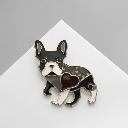 Book "Bulldog" French with a heart, color in silver